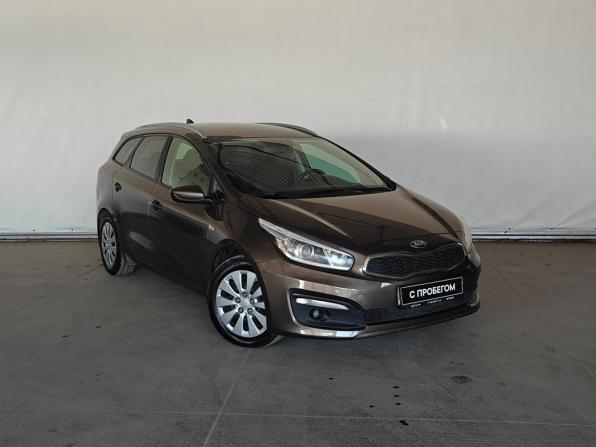 Kia Ceed II Рестайлинг с пробегом 2018 года, цена 1 080 000 рублей, 174000 км, универсал, Автокод Объявления