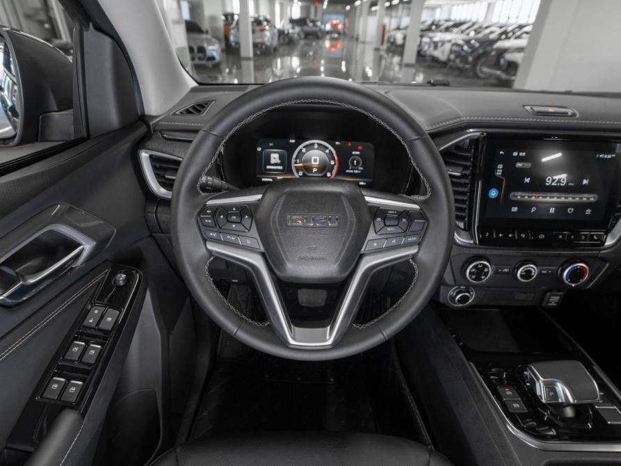 Isuzu D-Max III Москва  - изображение 10