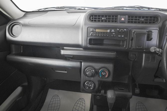 Toyota Probox I Рестайлинг с пробегом 2016 года, цена 1 189 000 рублей, 96196 км, универсал, Автокод Объявления