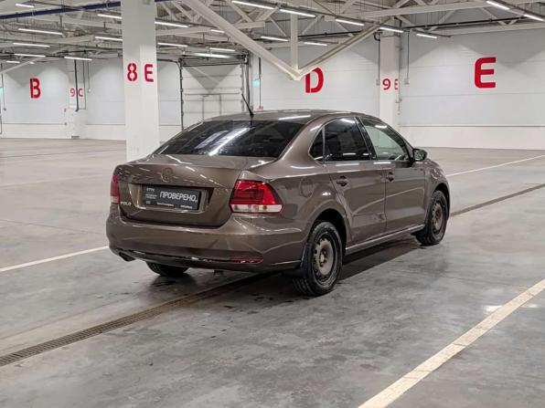 Volkswagen Polo V Рестайлинг с пробегом 2016 года, цена 815 000 рублей, 210408 км, седан, Автокод Объявления