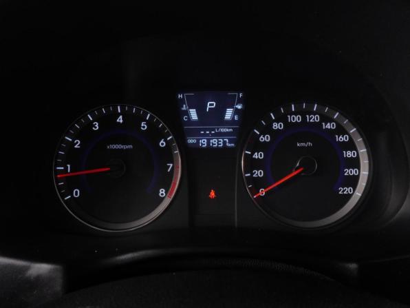 Hyundai Solaris I с пробегом 2012 года, цена 938 000 рублей, 191937 км, седан, Автокод Объявления