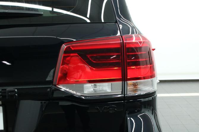 Toyota Land Cruiser 200 Series Рестайлинг 2 с пробегом 2021 года, цена 9 360 000 рублей, 58880 км, внедорожник, Автокод Объявления