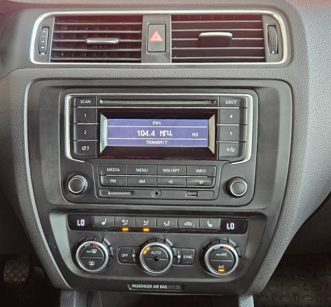 Volkswagen Jetta VI Рестайлинг с пробегом 2014 года, цена 699 000 рублей, 224929 км, седан, Автокод Объявления