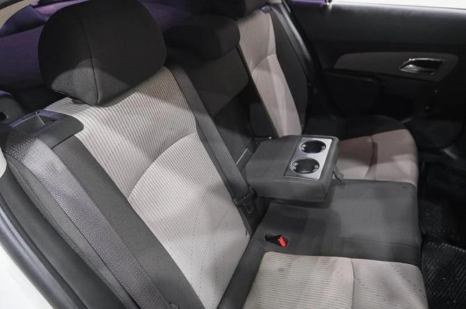 Chevrolet Cruze I Рестайлинг с пробегом 2014 года, цена 679 000 рублей, 180000 км, хэтчбек, Автокод Объявления