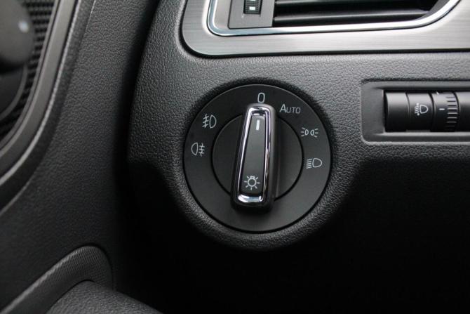 Skoda Rapid I Рестайлинг с пробегом 2019 года, цена 1 405 000 рублей, 189161 км, лифтбек, Автокод Объявления