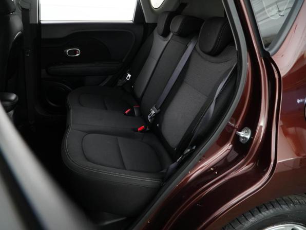 Kia Soul II Рестайлинг с пробегом 2017 года, цена 1 757 444 рубля, 69359 км, хэтчбек, Автокод Объявления