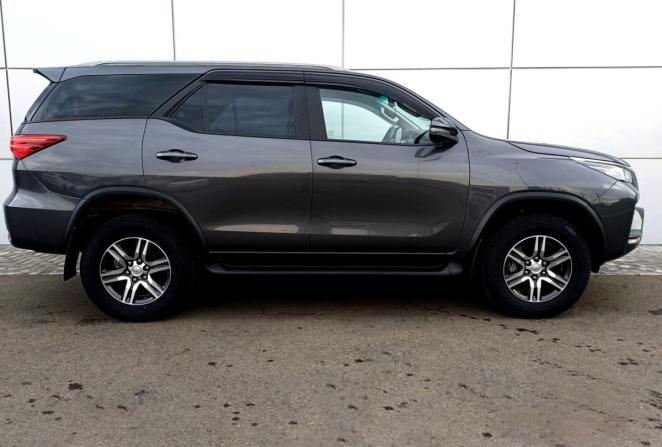 Toyota Fortuner II Рестайлинг с пробегом 2021 года, цена 4 250 000 рублей, 148966 км, внедорожник, Автокод Объявления