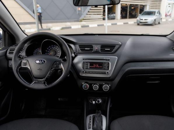 Kia Rio III Рестайлинг с пробегом 2015 года, цена 1 050 000 рублей, 137522 км, седан, Автокод Объявления