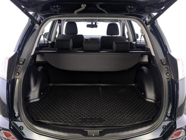 Toyota RAV4 IV (XA40) Рестайлинг с пробегом 2018 года, цена 2 377 500 рублей, 120339 км, внедорожник, Автокод Объявления