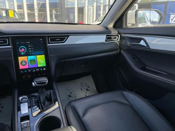 JAC J7 I с пробегом 2023 года, цена 1 227 000 рублей, 64780 км, лифтбек, Автокод Объявления
