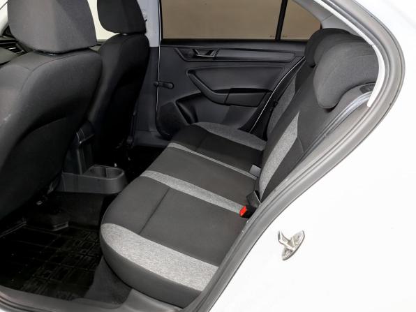 Skoda Rapid II с пробегом 2021 года, цена 1 245 000 рублей, 190196 км, лифтбек, Автокод Объявления
