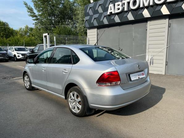 Volkswagen Polo V с пробегом 2012 года, цена 523 120 рублей, 339188 км, седан, Автокод Объявления