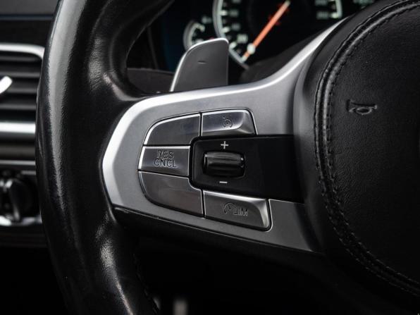 BMW 7 серии VI (G11/G12) с пробегом 2018 года, цена 4 350 000 рублей, 97856 км, седан, Автокод Объявления