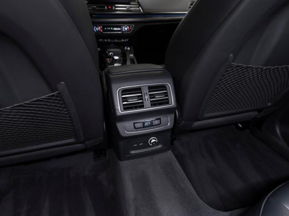 Audi Q5 II (FY) Рестайлинг с пробегом 2024 года, цена 5 100 000 рублей, 11381 км, внедорожник, Автокод Объявления