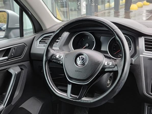 Volkswagen Tiguan II с пробегом 2018 года, цена 2 679 000 рублей, 122933 км, внедорожник, Автокод Объявления