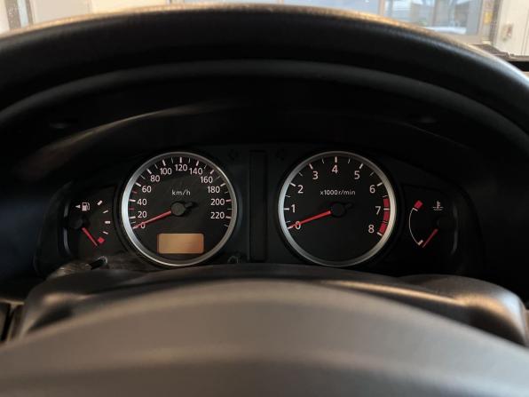 Nissan Almera II (N16) Рестайлинг с пробегом 2002 года, цена 137 100 рублей, 247318 км, хэтчбек, Автокод Объявления