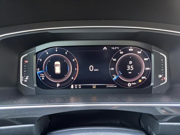 Volkswagen Tiguan II с пробегом 2019 года, цена 2 820 000 рублей, 224501 км, внедорожник, Автокод Объявления