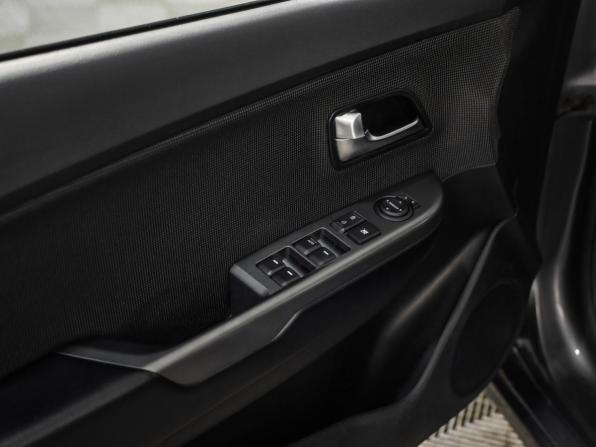Kia Rio III Рестайлинг с пробегом 2017 года, цена 998 000 рублей, 233855 км, хэтчбек, Автокод Объявления