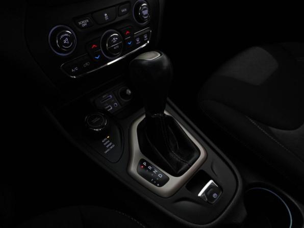 Jeep Cherokee V (KL) с пробегом 2014 года, цена 1 499 999 рублей, 99793 км, внедорожник, Автокод Объявления
