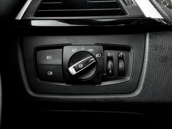 BMW 3 серии VI (F3x) Рестайлинг с пробегом 2018 года, цена 2 435 000 рублей, 149547 км, седан, Автокод Объявления