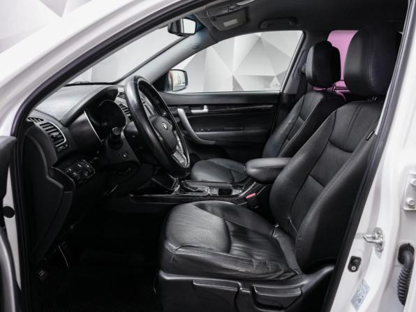Kia Sorento II Рестайлинг с пробегом 2014 года, цена 1 696 000 рублей, 207000 км, внедорожник, Автокод Объявления
