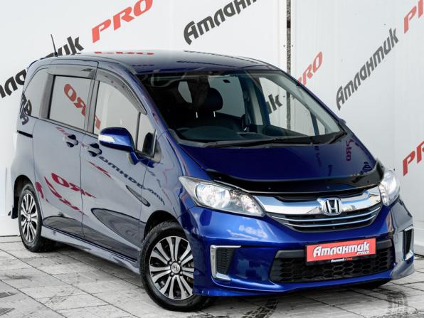 Honda Freed I Рестайлинг 2 с пробегом 2015 года, цена 1 375 000 рублей, 117978 км, компактвэн, Автокод Объявления