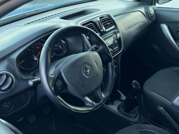 Renault Sandero II с пробегом 2016 года, цена 899 000 рублей, 105659 км, хэтчбек, Автокод Объявления