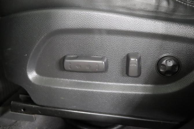 Hyundai Santa Fe III с пробегом 2013 года, цена 1 599 990 рублей, 246722 км, внедорожник, Автокод Объявления