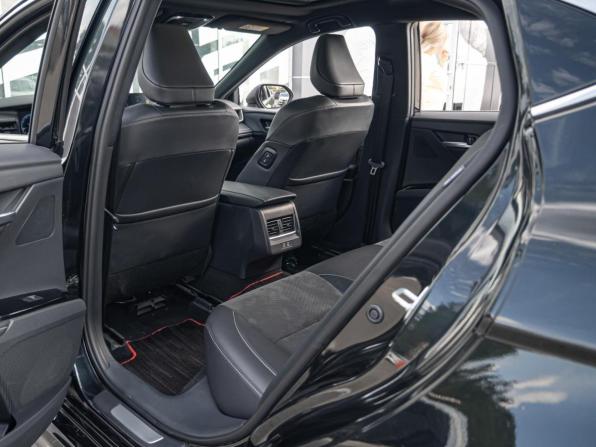 Toyota Camry IX (XV80) China Market с пробегом 2024 года, цена 3 599 000 рублей, 25842 км, седан, Автокод Объявления