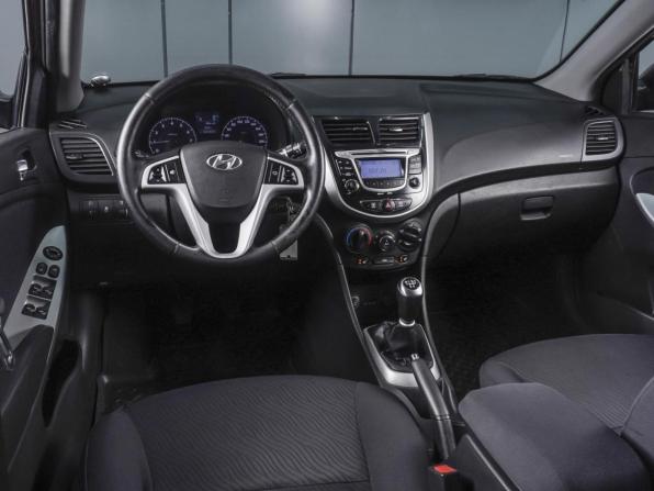 Hyundai Solaris I с пробегом 2011 года, цена 580 000 рублей, 290529 км, седан, Автокод Объявления