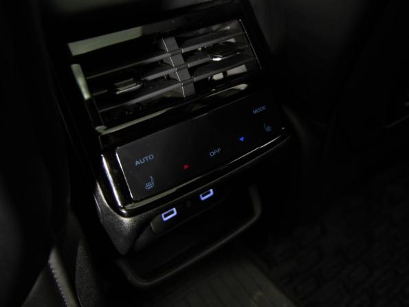 Geely Monjaro I с пробегом 2024 года, цена 3 499 000 рублей, 28849 км, внедорожник, Автокод Объявления