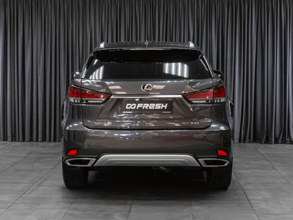 Lexus RX IV Рестайлинг с пробегом 2022 года, цена 7 629 000 рублей, 654 км, внедорожник, Автокод Объявления