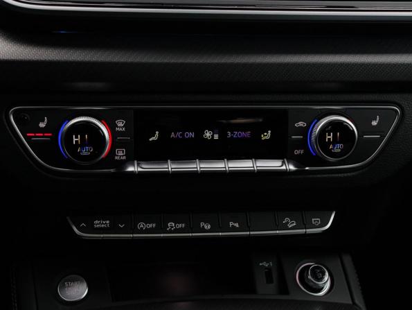 Audi Q5 II (FY) Рестайлинг с пробегом 2025 года, цена 5 495 000 рублей, 2680 км, внедорожник, Автокод Объявления