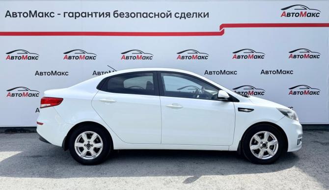 Kia Rio III Рестайлинг с пробегом 2016 года, цена 950 000 рублей, 173071 км, седан, Автокод Объявления