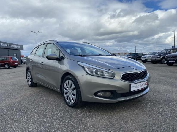 Kia Ceed II с пробегом 2015 года, цена 1 135 000 рублей, 141549 км, хэтчбек, Автокод Объявления
