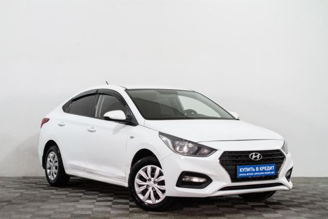 Hyundai Solaris II с пробегом 2018 года, цена 719 000 рублей, 217600 км, седан, Автокод Объявления