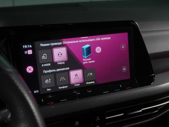 Volkswagen Golf VIII с пробегом 2020 года, цена 2 859 000 рублей, 74391 км, хэтчбек, Автокод Объявления