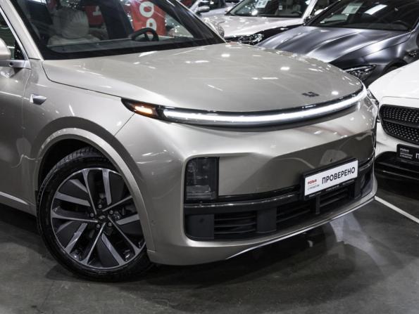 Li Auto (Lixiang) L9 I с пробегом 2022 года, цена 6 250 000 рублей, 35174 км, внедорожник, Автокод Объявления