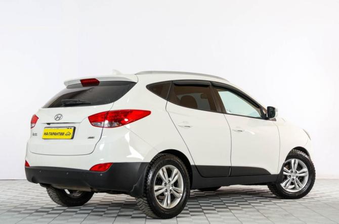Hyundai ix35 I с пробегом 2013 года, цена 1 359 000 рублей, 208000 км, внедорожник, Автокод Объявления