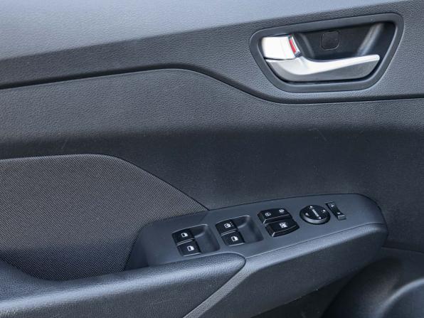 Hyundai Accent V Рестайлинг с пробегом 2023 года, цена 1 562 624 рубля, 49128 км, седан, Автокод Объявления