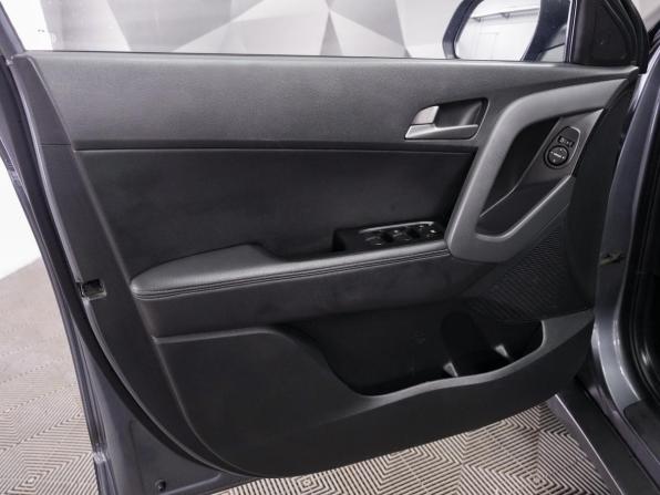 Hyundai Creta I с пробегом 2017 года, цена 1 565 000 рублей, 185702 км, внедорожник, Автокод Объявления