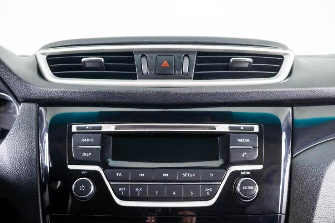 Nissan Qashqai II с пробегом 2016 года, цена 1 299 000 рублей, 200278 км, внедорожник, Автокод Объявления