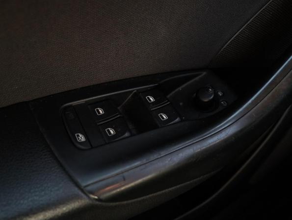 Audi Q3 I (8U) с пробегом 2012 года, цена 1 220 000 рублей, 186654 км, внедорожник, Автокод Объявления