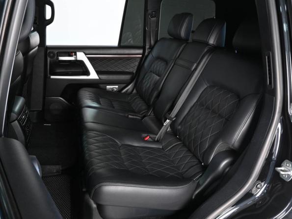 Toyota Land Cruiser 200 Series Рестайлинг 2 с пробегом 2018 года, цена 6 890 000 рублей, 244990 км, внедорожник, Автокод Объявления
