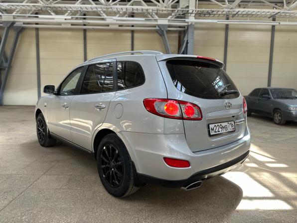 Hyundai Santa Fe II Рестайлинг с пробегом 2011 года, цена 1 270 000 рублей, 266679 км, внедорожник, Автокод Объявления