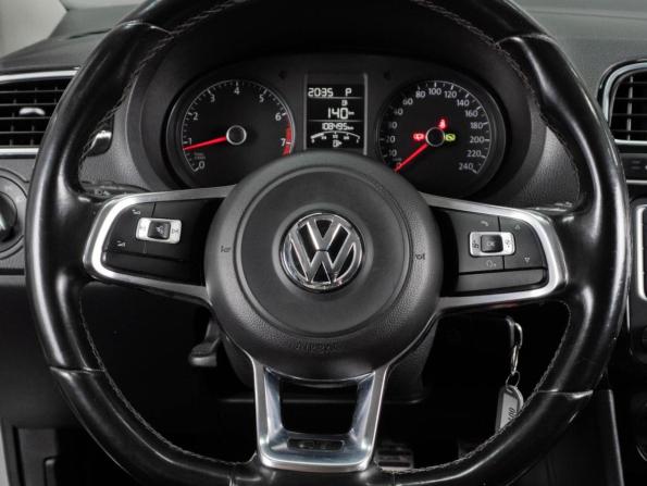 Volkswagen Polo V Рестайлинг с пробегом 2016 года, цена 1 179 000 рублей, 108495 км, седан, Автокод Объявления