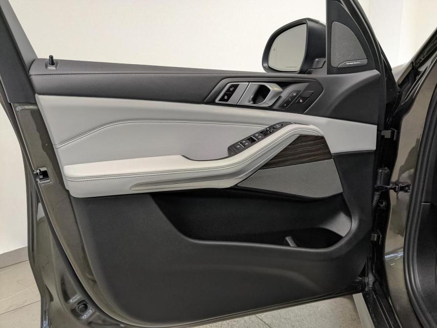 BMW X5 IV (G05/G18) Рестайлинг Санкт-Петербург  - изображение 19