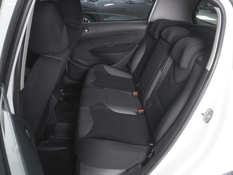 Peugeot 308 I Рестайлинг Ростов-на-Дону  - изображение 9