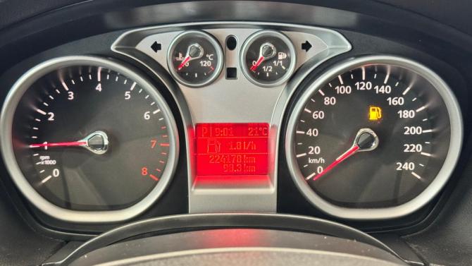 Ford Focus II Рестайлинг с пробегом 2008 года, цена 479 000 рублей, 230000 км, седан, Автокод Объявления