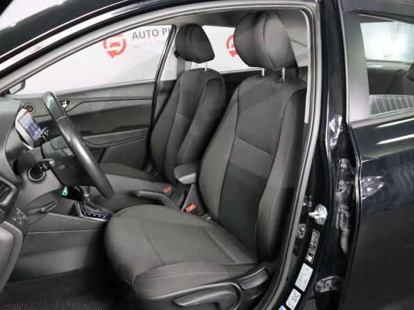 Hyundai Solaris II с пробегом 2018 года, цена 1 350 000 рублей, 154349 км, седан, Автокод Объявления